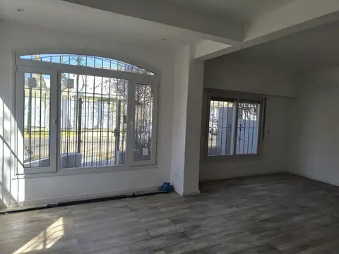 Casa en Alquiler en Acassuso Santa Fe  /  Fleming, USD 1.600