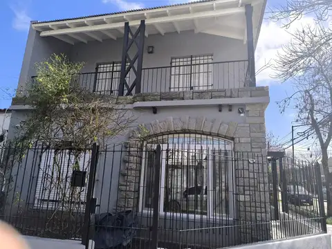 Casa en Alquiler de 3 dormitorios
