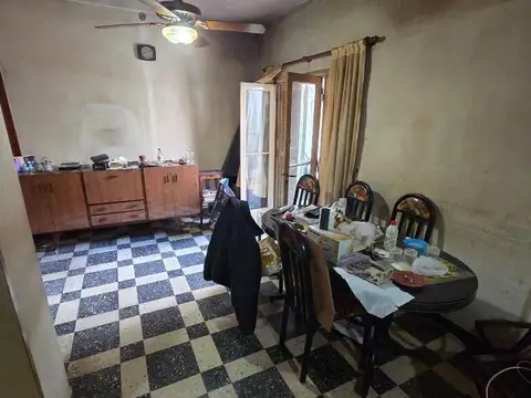 Casa 3 ambientes con 1 baño