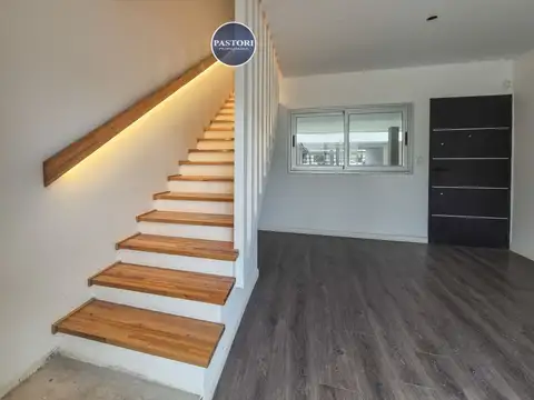 Casa en Venta en Olivos, USD 247.000