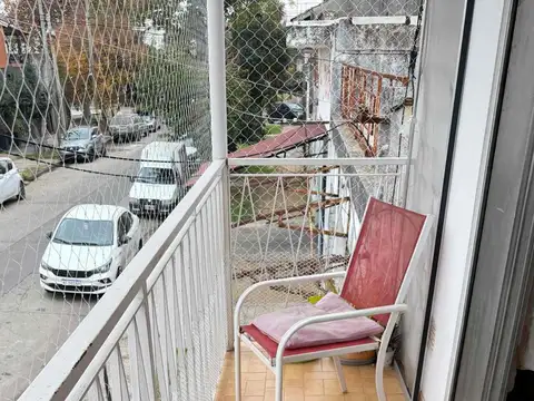 Depto Tipo Casa 4 ambientes con 1 baño