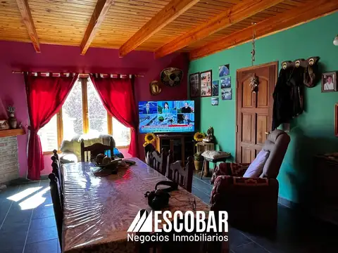 Casa 5 ambientes con 3 baños