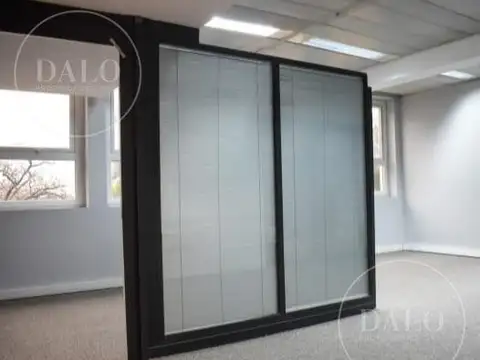 Oficinas Amplias y Modernas en Parque Industrial Newton
