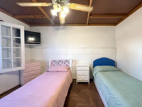 CASA 3 AMBIENTES C/COCHERA QUINCHO JARDÍN Y PATIO