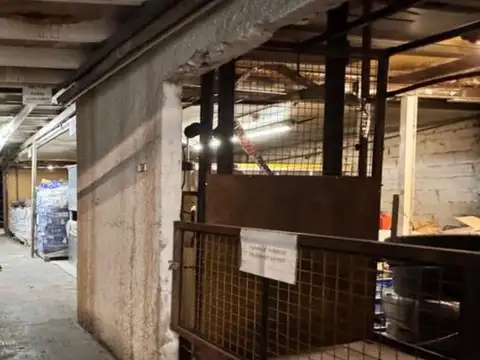 VENTA DEPOSITO C/OFICINAS Y MONTACARGA ITUZAINGO