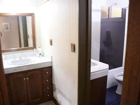 Departamento 5 ambientes con 3 baños