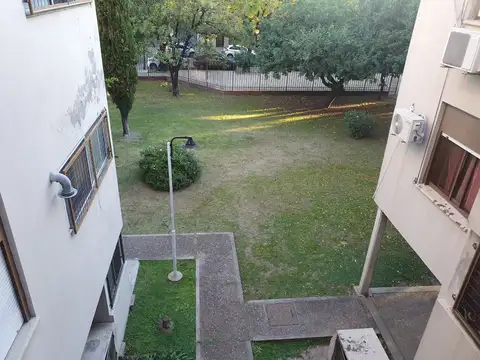 Departamento 5 ambientes con 2 baños