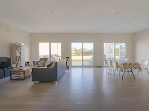 Venta de Casa 5 ambientes en el Barrio Cerrado Don Joaquín Canning