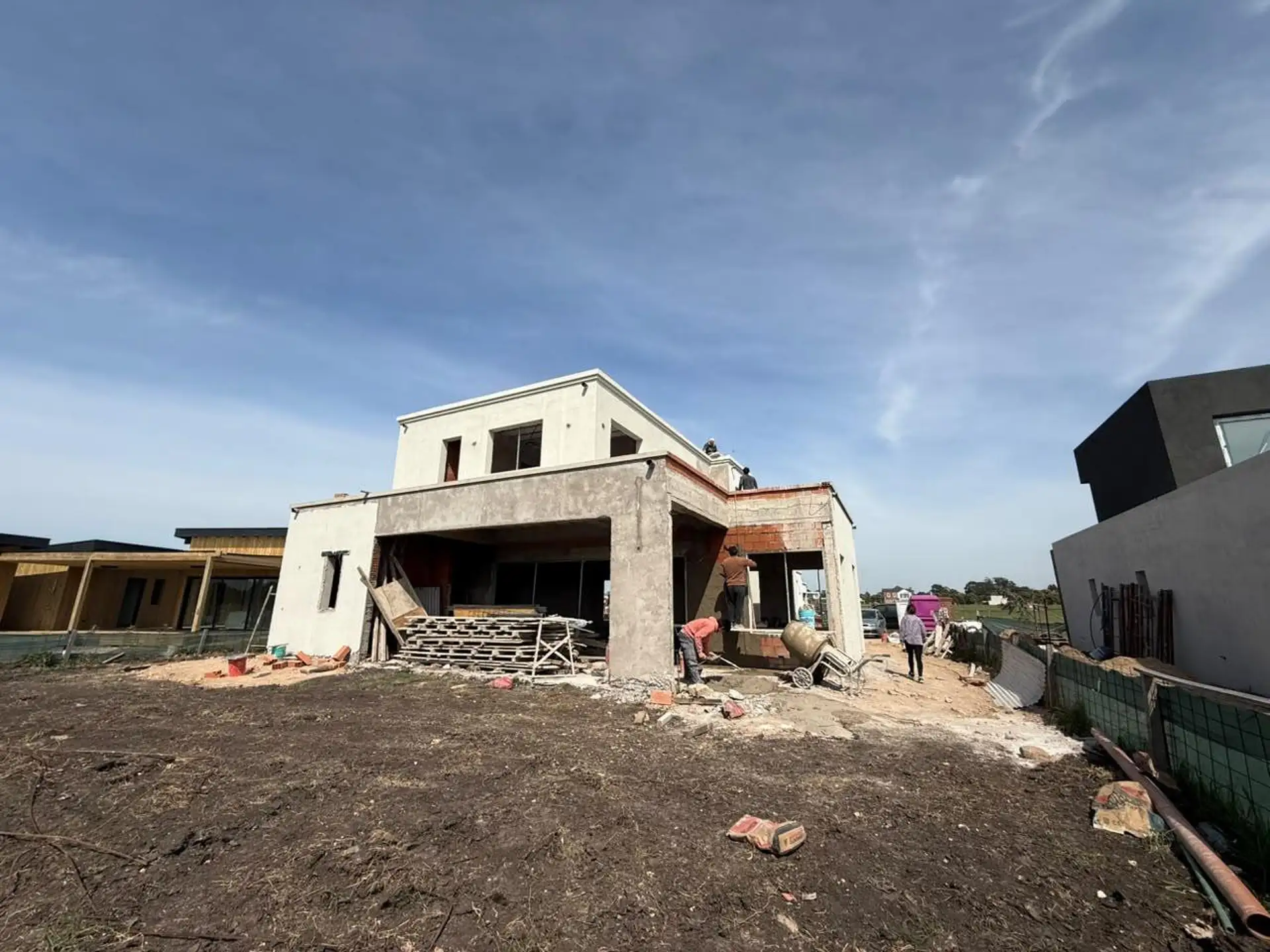 Casa estilo moderno en sector Pradera de Casonas del Haras
