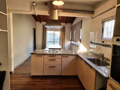 Casa VENTA en DERQUI
