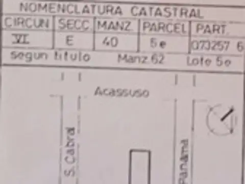 Casa 8 ambientes con 4 baños