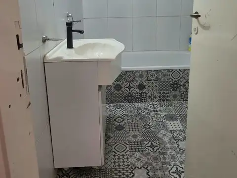 CASA DE 3 AMBIENTE EN ALQUILER QUILMES OESTE