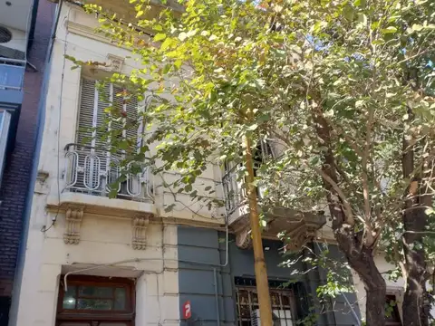 EDIFICIO IDEAL PARA CLÍNICAS U OFICINAS 