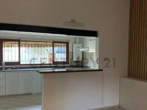 17 entre 66 Y 67 , Piso 0