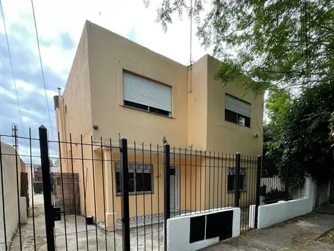 Depto Tipo Casa en Venta de 4 ambientes