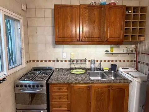 Depto Tipo Casa 3 ambientes con 2 baños