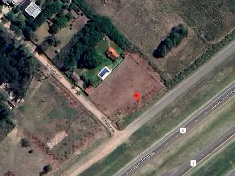 Terreno en Alquiler 54  mts Frente