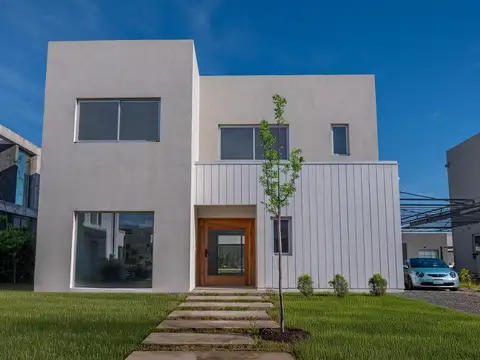 Casa  en Venta en Carpinchos, Nordelta, Tigre