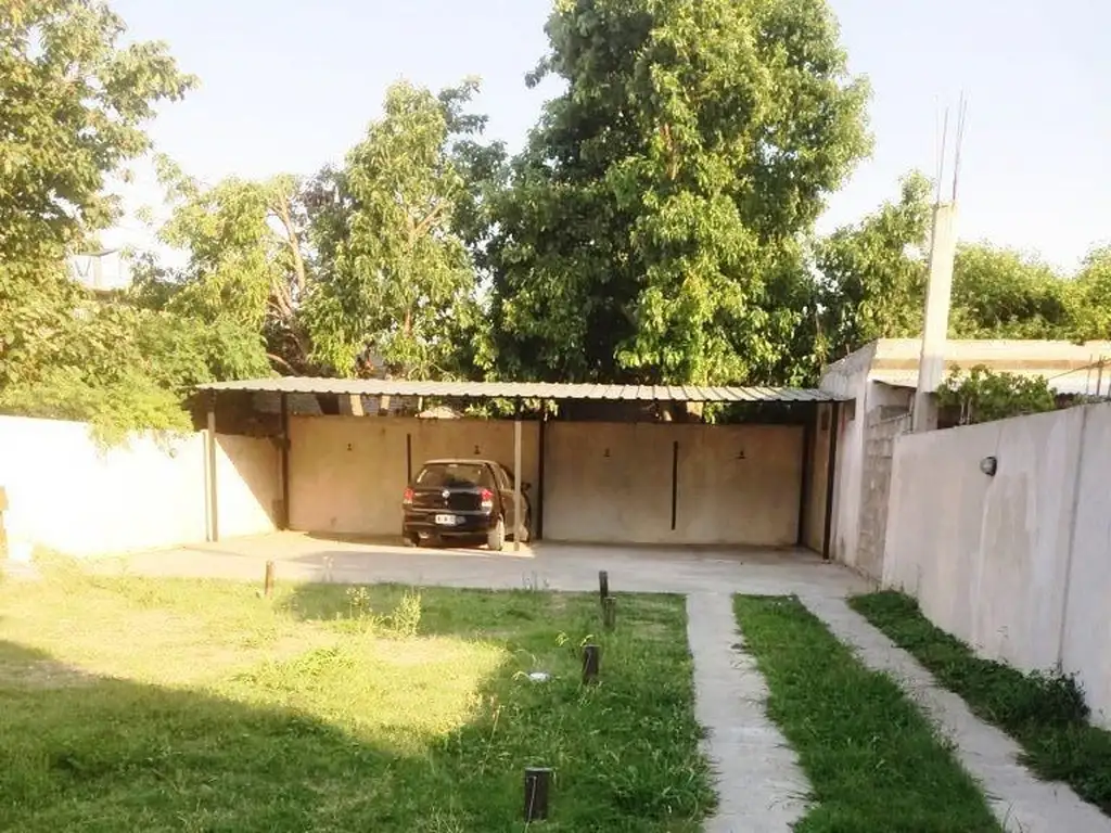 Av. de los Autonomistas 2837 en Berazategui Oeste