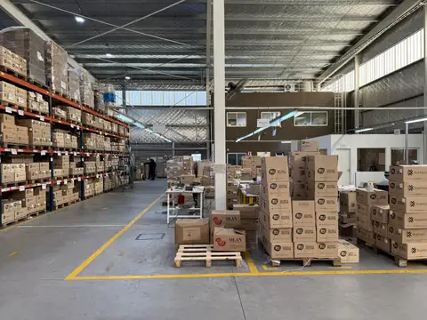 Depósito de 1440 m2 cubiertos en Villa Rosa Pilar - Zonificación industrial