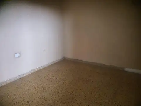 Depto Tipo Casa en Alquiler 40 años