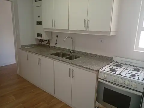 Lavalleja 100, Piso 6