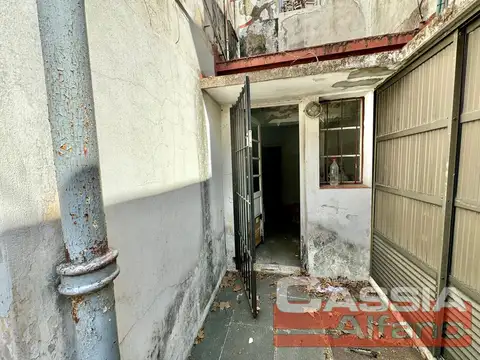 EXCELENTE PH EN PLANTA BAJA 5 AMB. APTO USO PROFESIONAL/COMERCIAL 140M2 APROX.