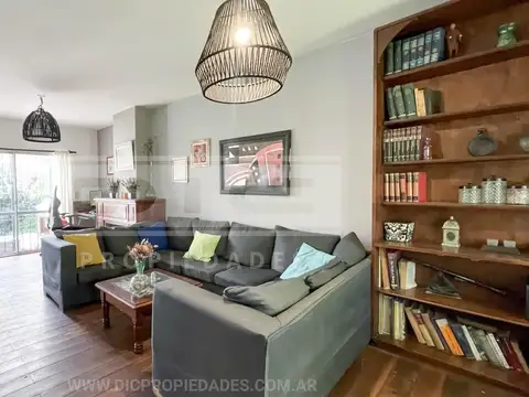Casa en Venta en Don Torcuato, USD 449.000