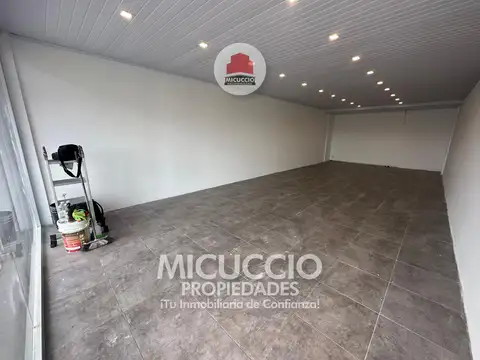 Local tipo oficina con cochera en venta | Complejo Verdi 57 | Panamericana Km 57, Pilar.