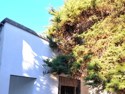 Casa en Venta con 5 cocheras