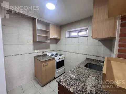Departamento en Alquiler en Flores, $ 1.150.000