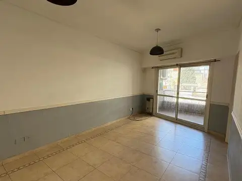 Departamento en Alquiler en Banfield, $ 680.000