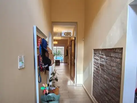 Casa 7 ambientes con 3 baños