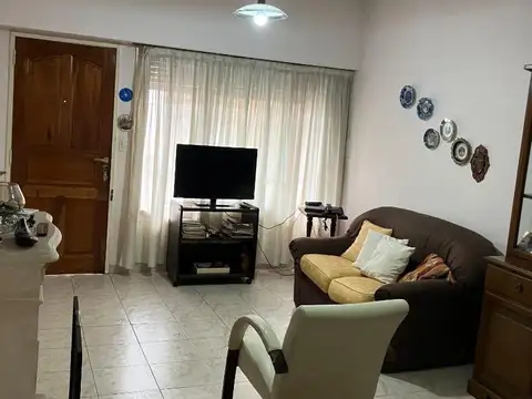 Casa en Venta en Moron Sur, USD 138.000