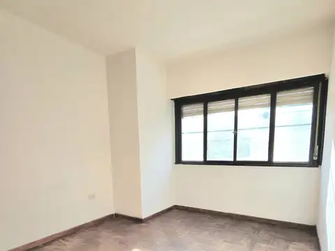 Departamento en Alquiler en Plaza Italia, $ 680.000