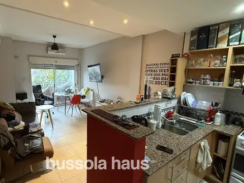 Departamento en venta de 3 ambientes con terraza y parrilla en Liniers