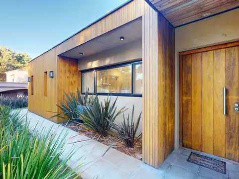 Casa en Alquiler Temporal en La Herradura, USD 7.000