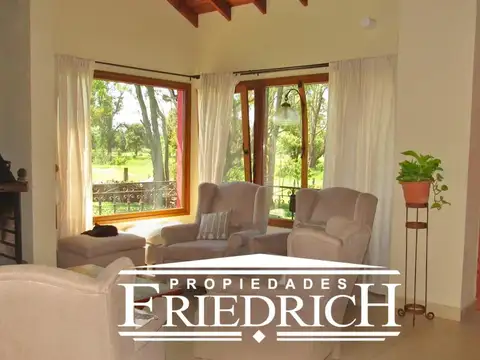 Casa en Venta en La Asunción Club de Campo, USD 245.000