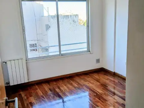 Hortiguera 700 , Piso 8