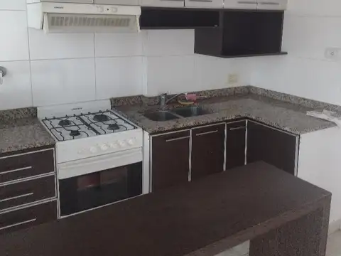 HERMOSO DOS AMBIENTES EN CABALLITO