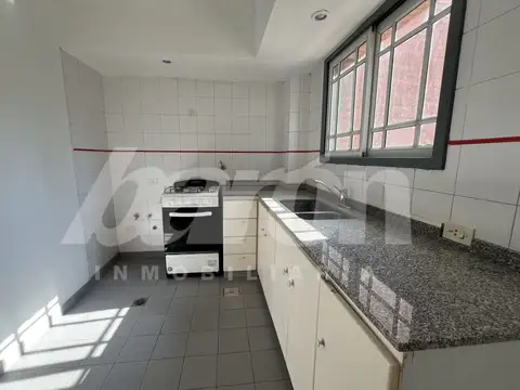 Departamento en Alquiler con 1 cocheras