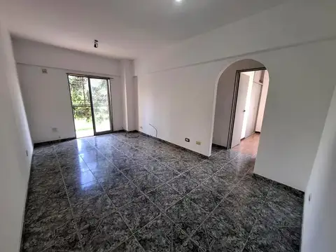 ALQUILER 3 AMB CON BALCON MUCHA LUZ Y ESP COCHERA