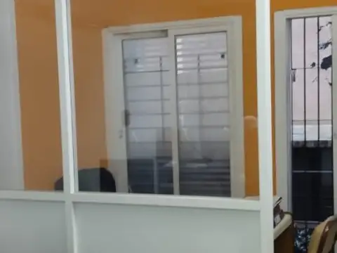 Av Corrientes 4000, Piso 1