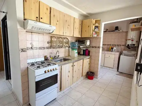 Casa 4 ambientes con 1 baño