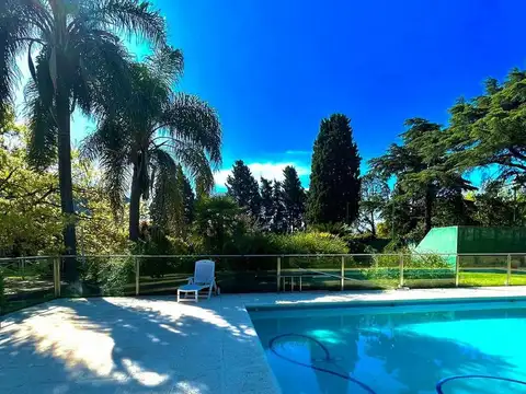 García Fernández Y 12 De Octubre Monte Grande Al 500