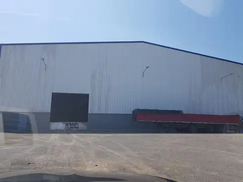 Galpon de 4000 m2 - Zarate