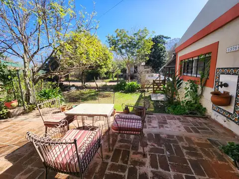 Casa en Venta con 1 cochera