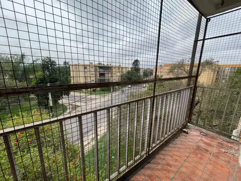 Departamento en Alquiler en Barrio Rucci, $ 480.000