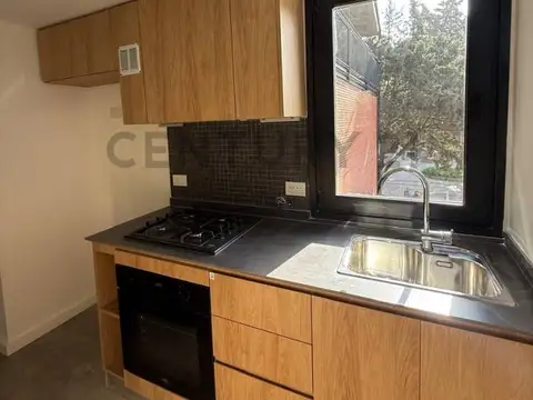 Departamento en Alquiler con 1 cocheras