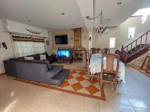 Casa en Venta de 4 dormitorios